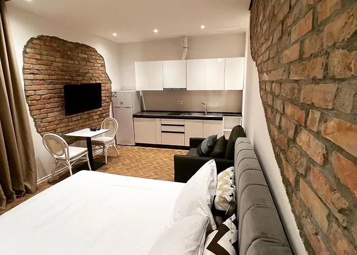 아파트 Blloku 티라나